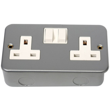 Metal 2 Gang Switched Socket